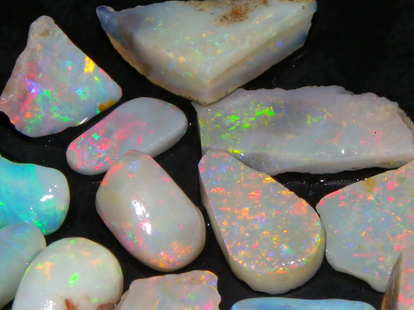 Nice Rubbed/Preshaped Small Opals 24.31cts Mintabie/Coober Pedy Australia