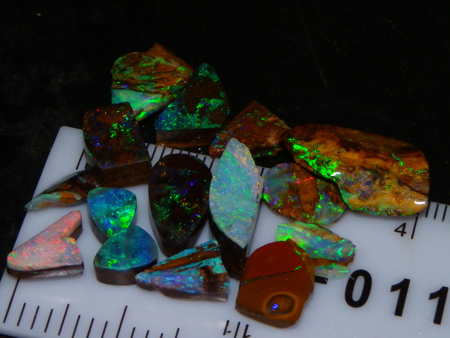 Nice Quality Boulder Opal Rubs/Preforms 33cts Queensland Australia Multicolours