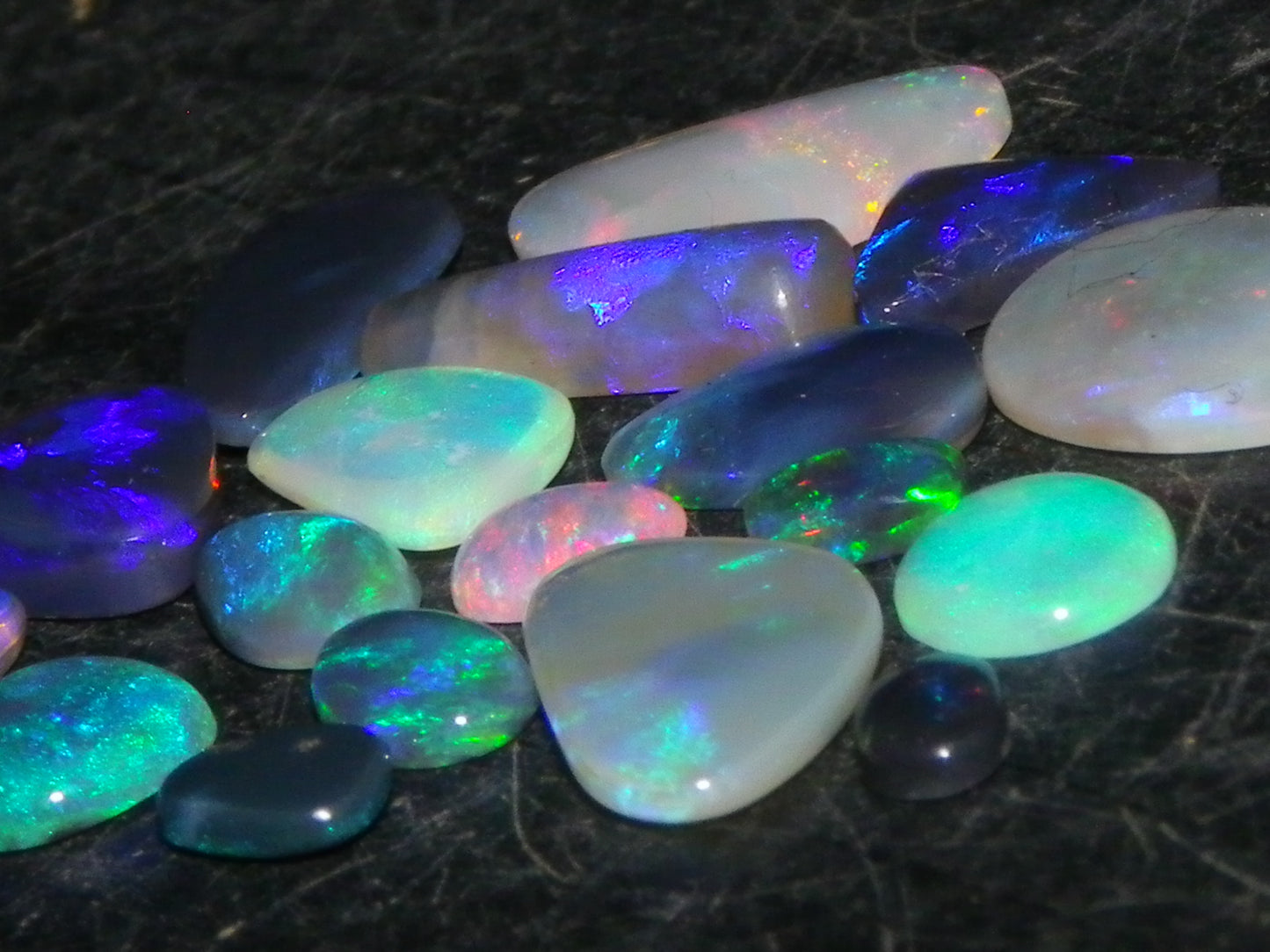 Nice Cut/Polished Lightning Ridge Opals 6.7cts Small Freeforms/Crystal/Seam Fires