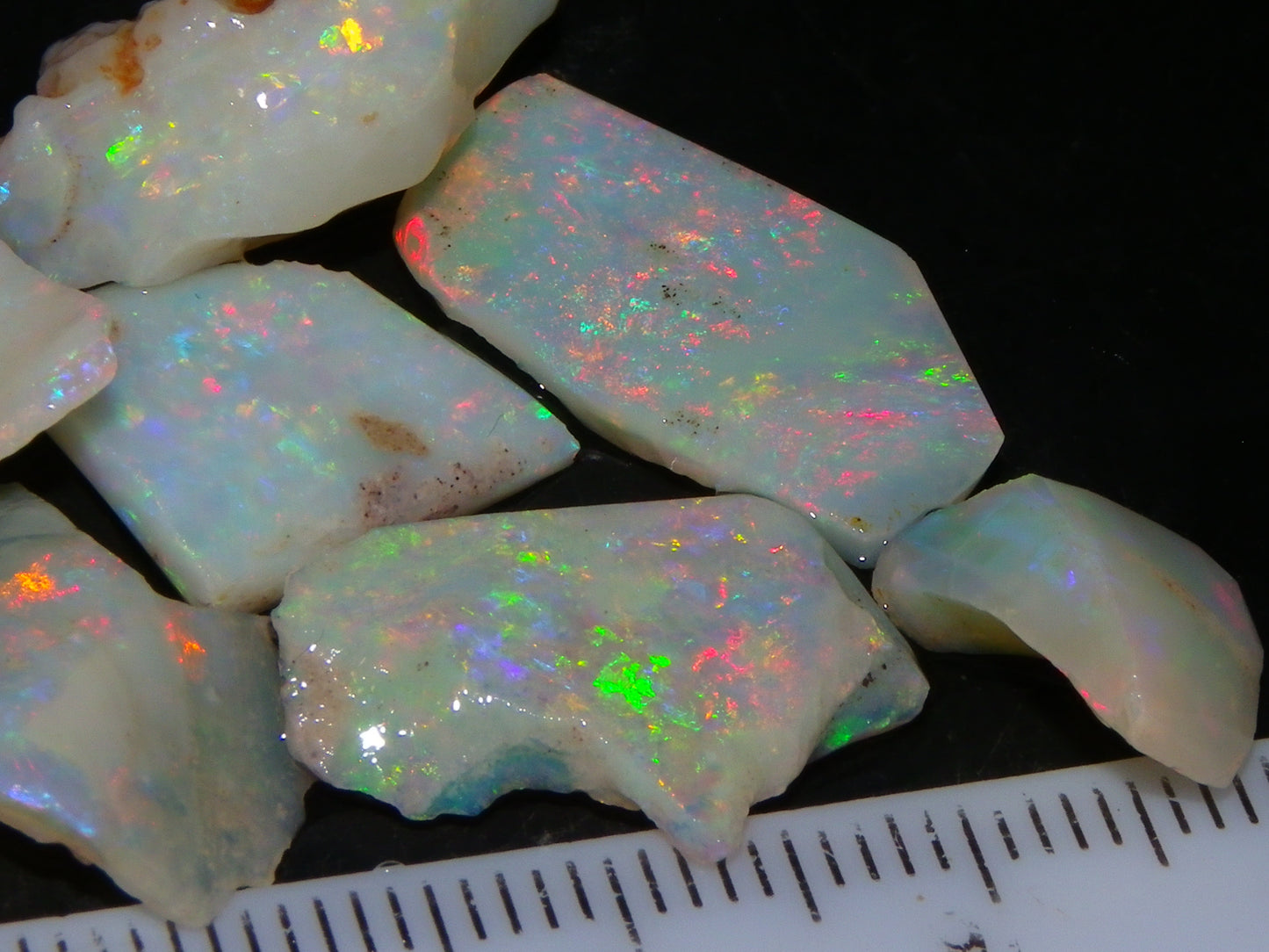 Nice Gem Skins Shell Opals 23cts Coober Pedy Australia Multiucolour Fires Specimens