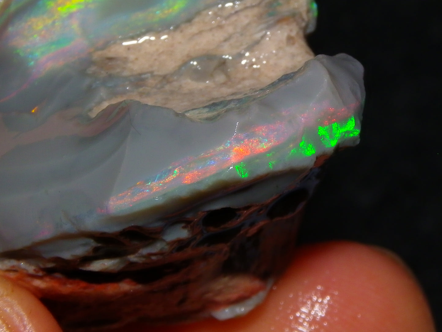 Huge 173.14cts Lightning Ridge Rough Seam Opal Grey Base Multicolour Fires/Bars