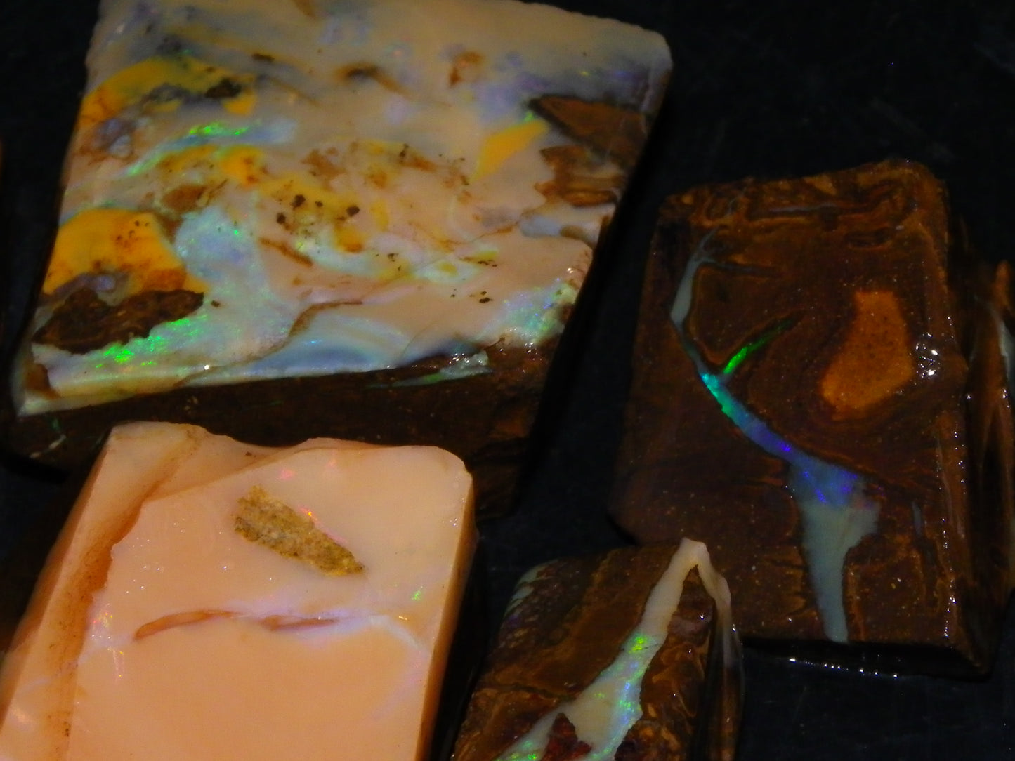 Nice Rough/Rubbed Boulder Opal Parcel 624cts Some Fires Caramel Potch/specimens