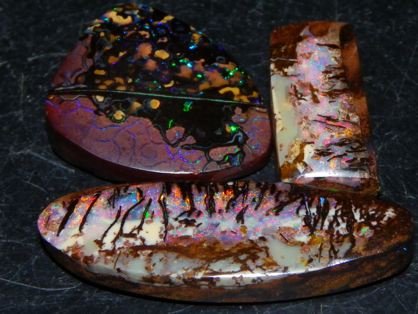 3 Nice Gem Cut/Polished Koroit Opals 35.31cts 2 Wood Replacement 1 Pattern Red/Green Fires