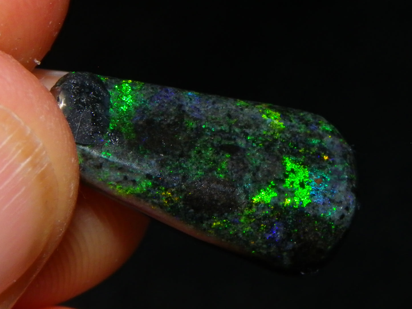 2 Nice Cut/Polished/Treated Andamooka Matrix Opals 31.7cts Silver 925 Pendants Blue/Green Fires