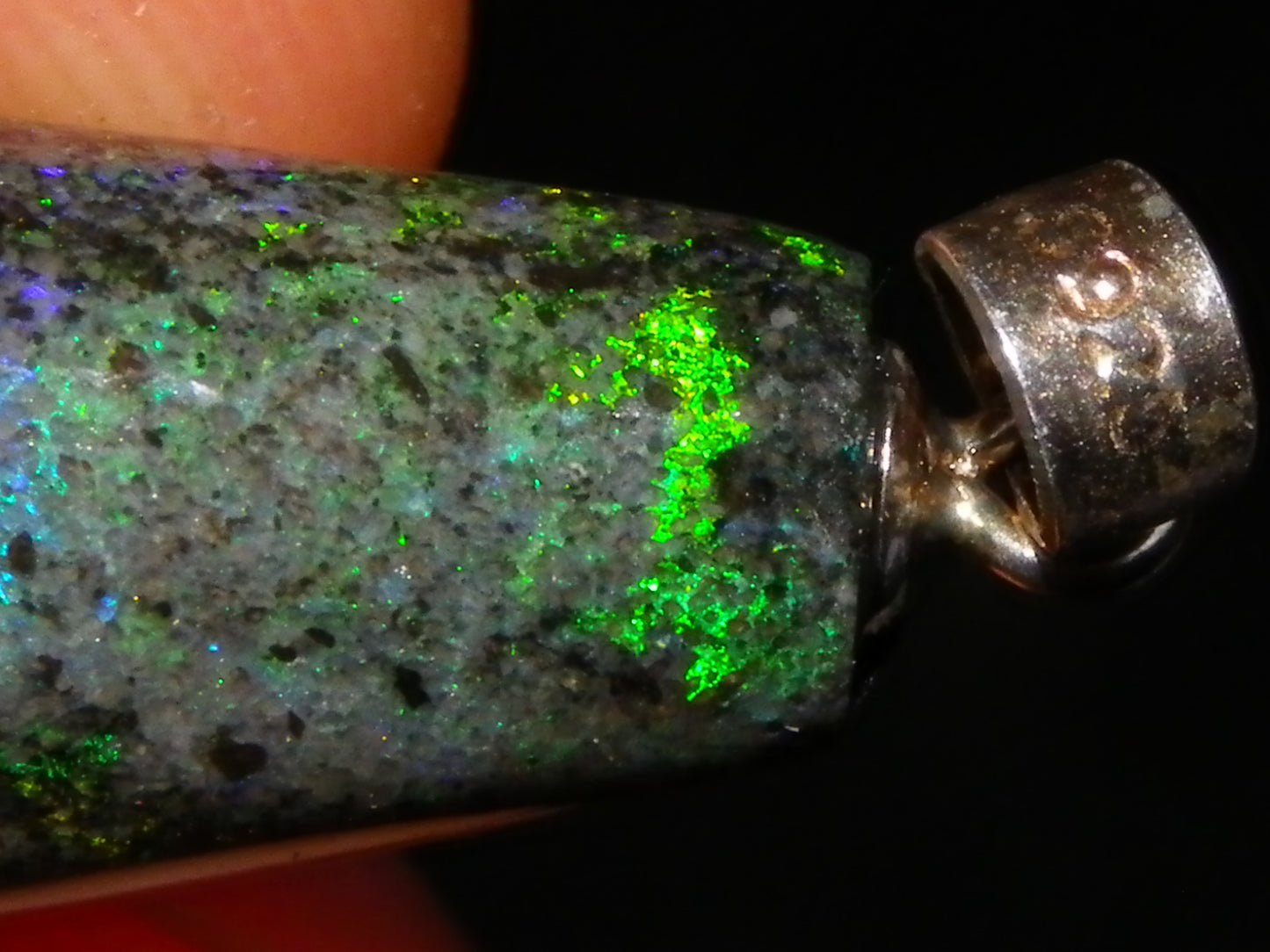 2 Nice Cut/Polished/Treated Andamooka Matrix Opals 31.7cts Silver 925 Pendants Blue/Green Fires