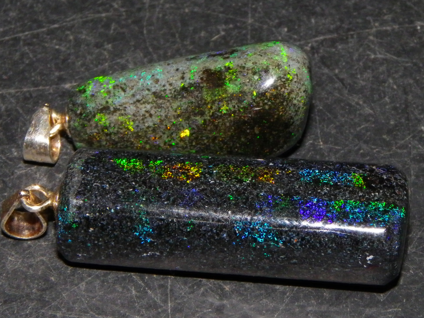 2 Nice Cut/Polished/Treated Andamooka Matrix Opals 31.7cts Silver 925 Pendants Blue/Green Fires