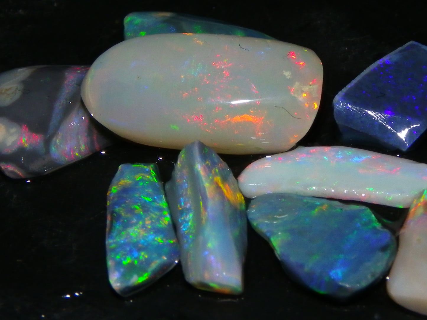 Nice Rubbed Gem Lightning Ridge Opal Parcel 15.24cts Multicolour MIxed Base Black/Grey/Light