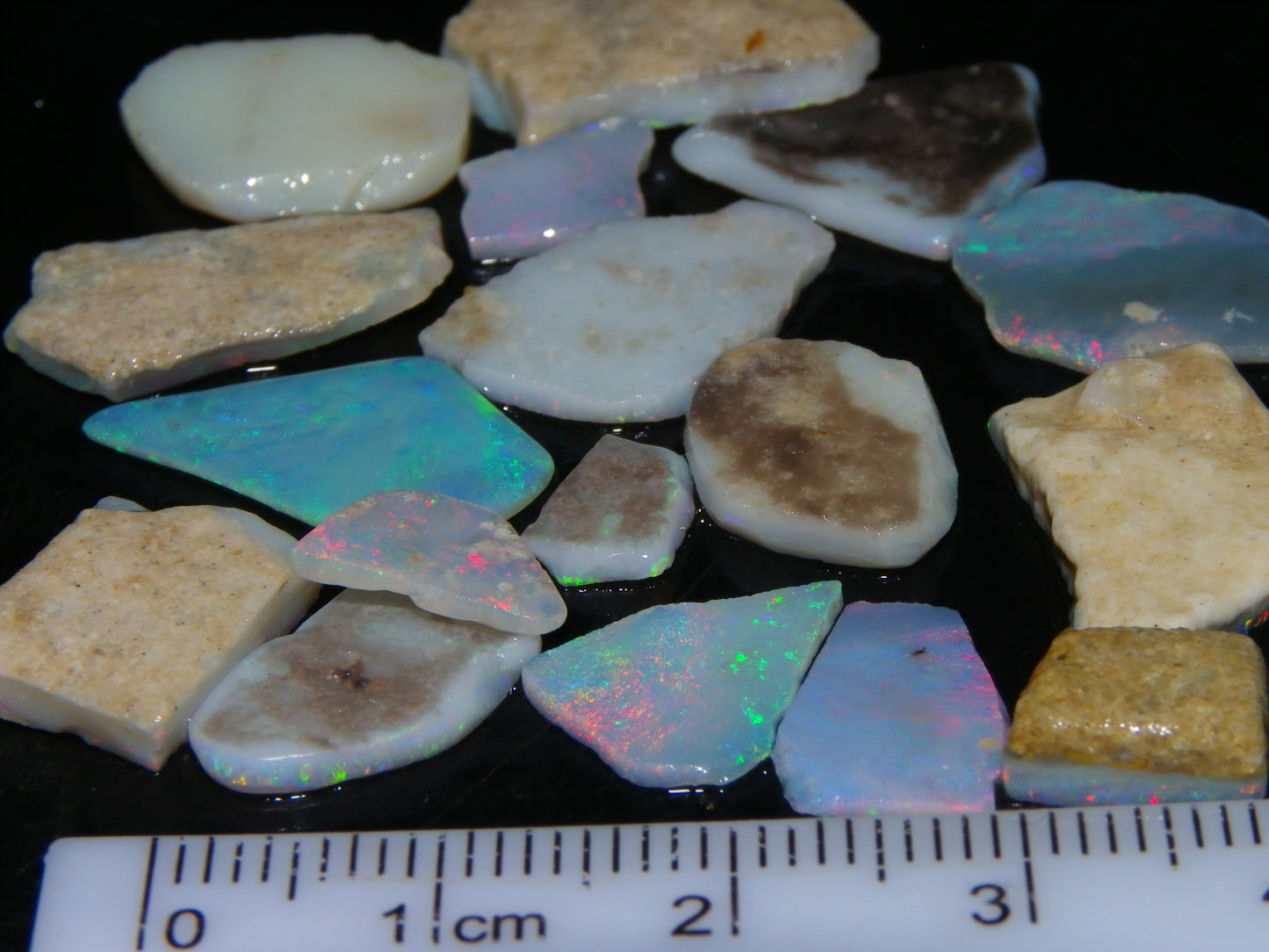 Nice Rough/Rubbed Opal Preforms 32.1cts Coober Pedy/Mintabie Australia Multicolours (N)