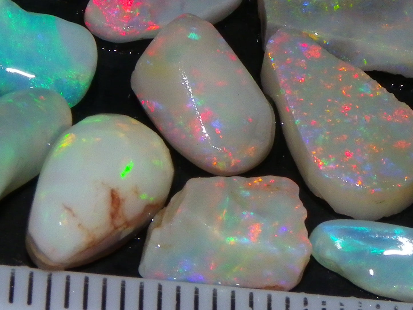 Nice Rubbed/Preshaped Small Opals 24.31cts Mintabie/Coober Pedy Australia :)