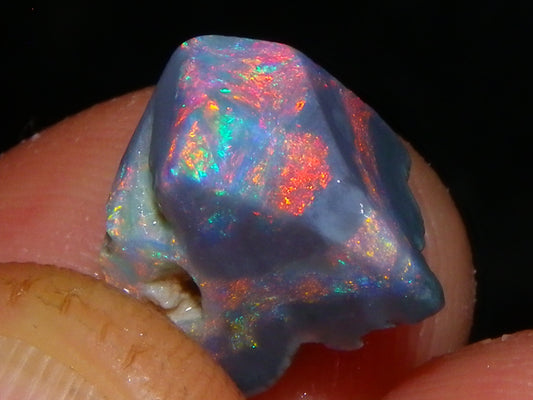 Nice Quality Rubbed Lightning Ridge Opal Parcel 18.04cts Dark Base Reds/Greens