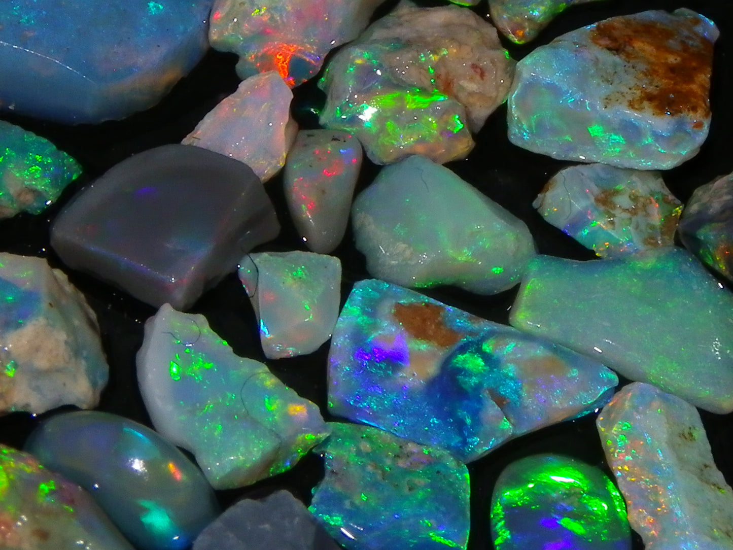 Nice Bright Lightning Ridge Opal Small Rubs/Chips/Rough Parcel 23.6cts Fires Australia