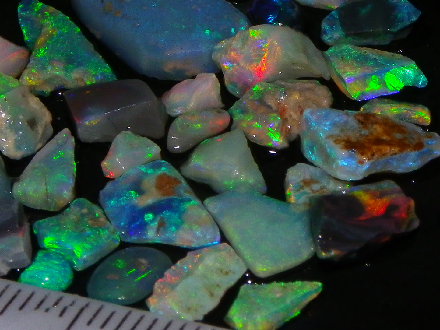 Nice Bright Lightning Ridge Opal Small Rubs/Chips/Rough Parcel 23.6cts Fires Australia