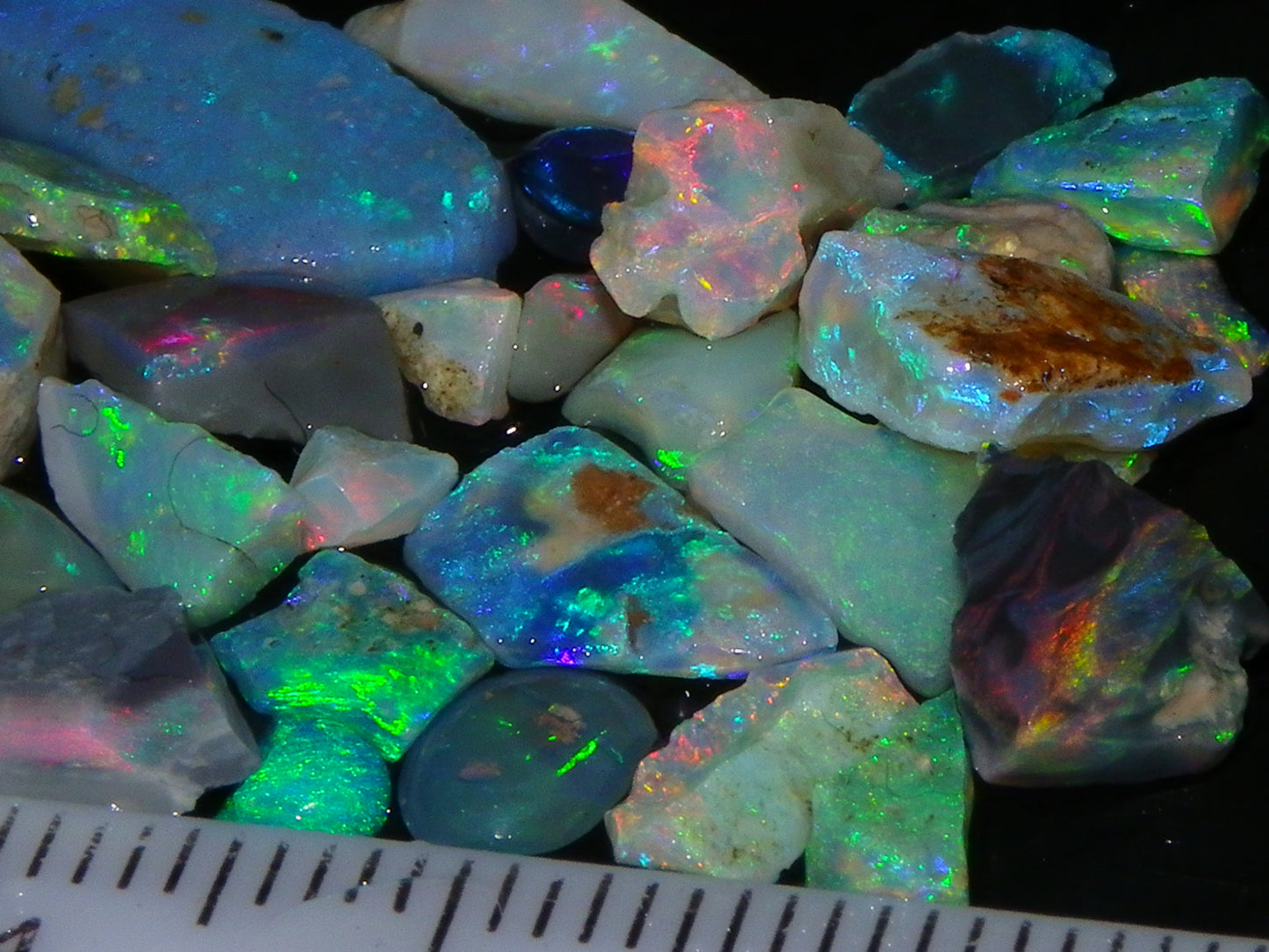 Nice Bright Lightning Ridge Opal Small Rubs/Chips/Rough Parcel 23.6cts Fires Australia