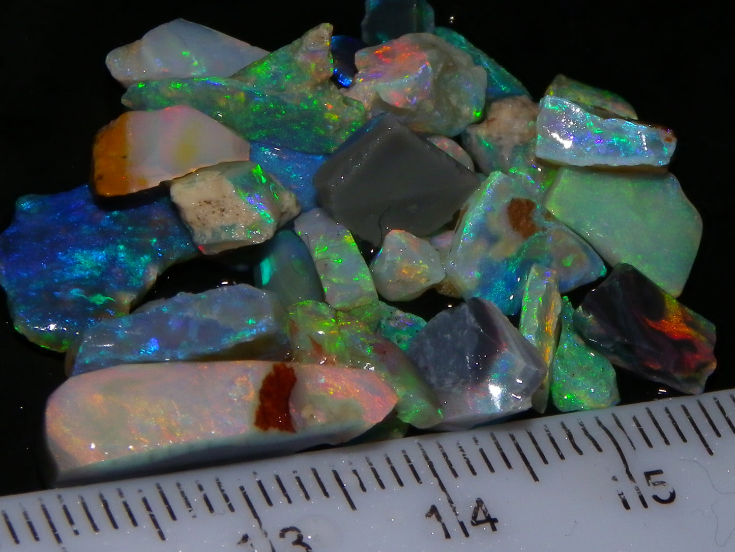 Nice Bright Lightning Ridge Opal Small Rubs/Chips/Rough Parcel 23.6cts Fires Australia