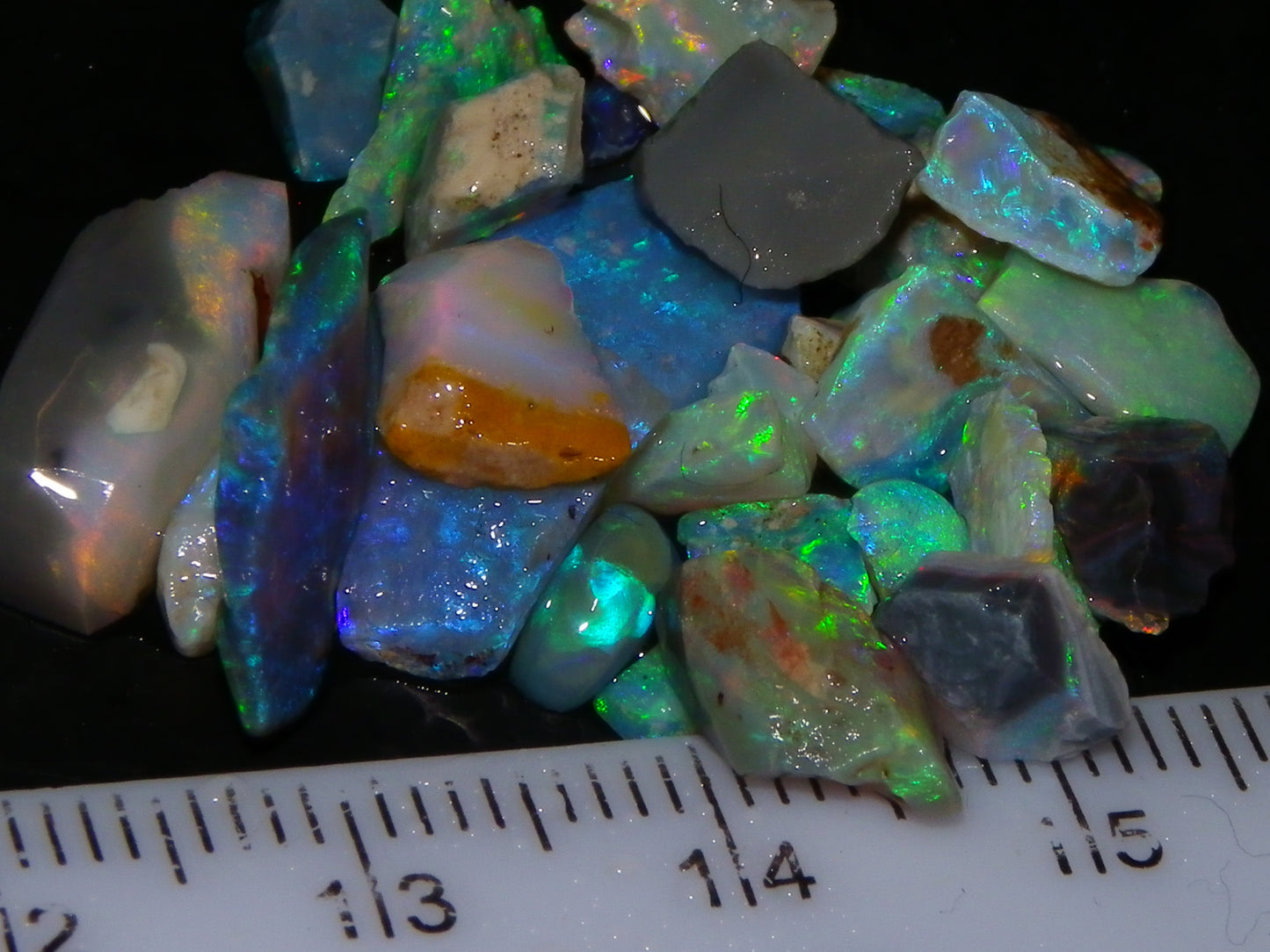 Nice Bright Lightning Ridge Opal Small Rubs/Chips/Rough Parcel 23.6cts Fires Australia