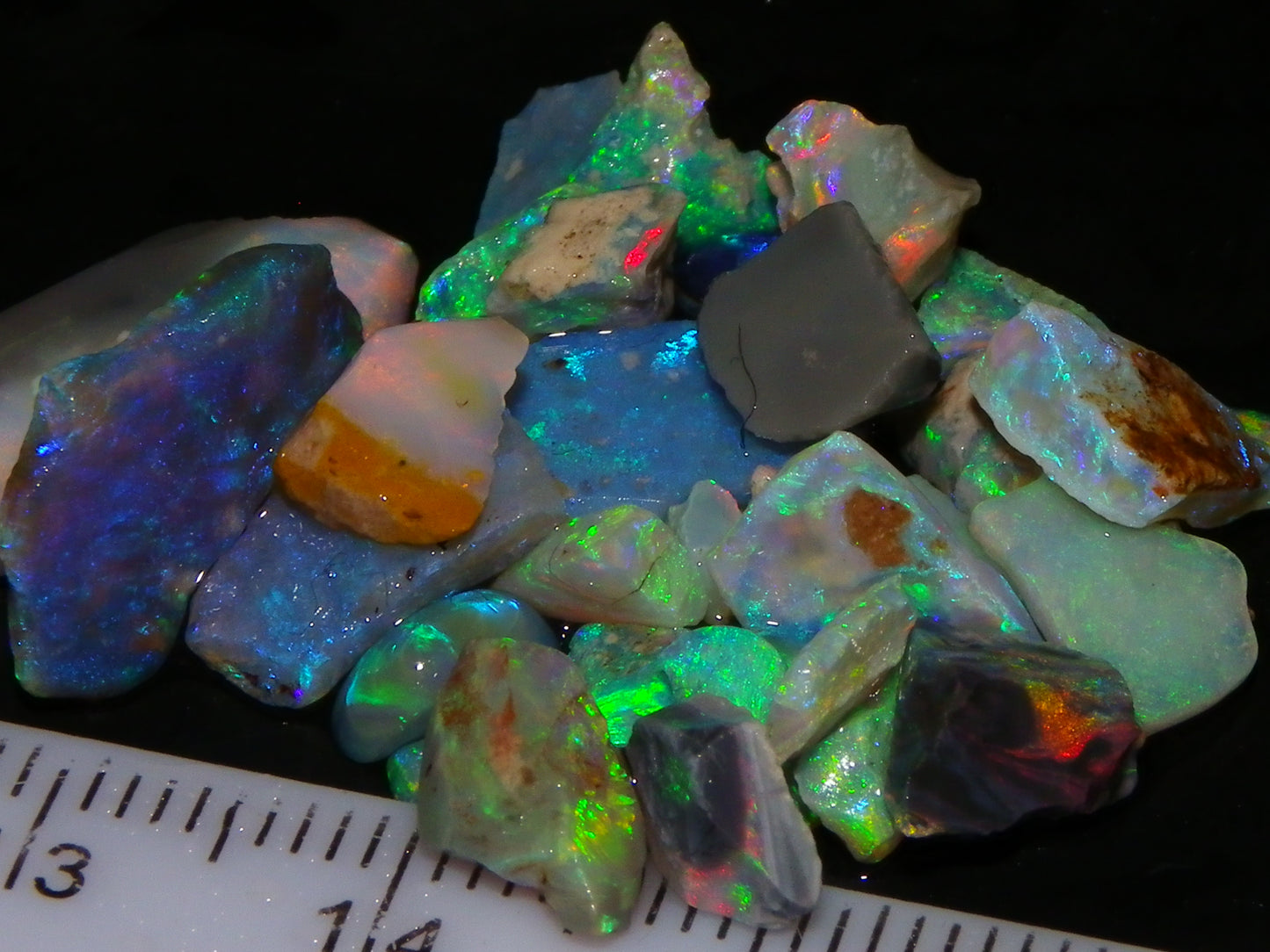 Nice Bright Lightning Ridge Opal Small Rubs/Chips/Rough Parcel 23.6cts Fires Australia