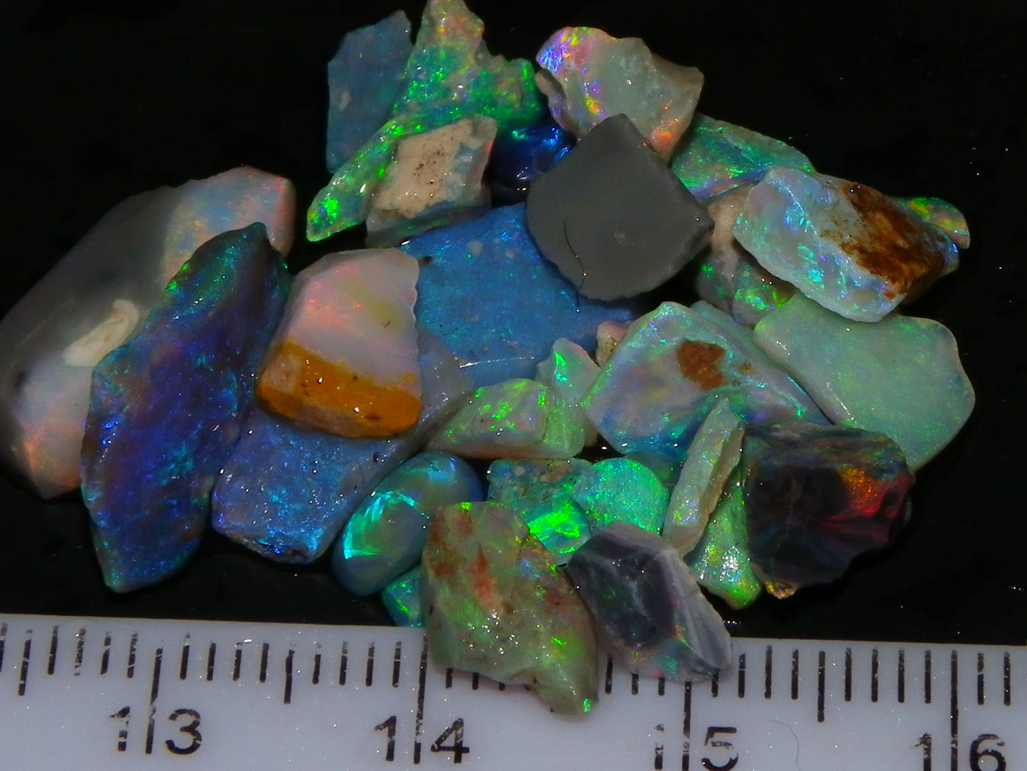 Nice Bright Lightning Ridge Opal Small Rubs/Chips/Rough Parcel 23.6cts Fires Australia