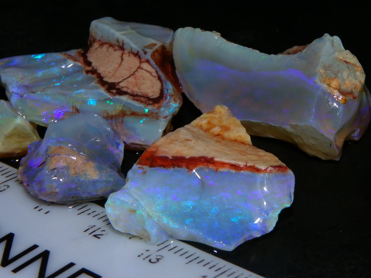 Nice Coober Pedy Crystal Opals Parcel 126.5cts Blue/Purple Fires Australia