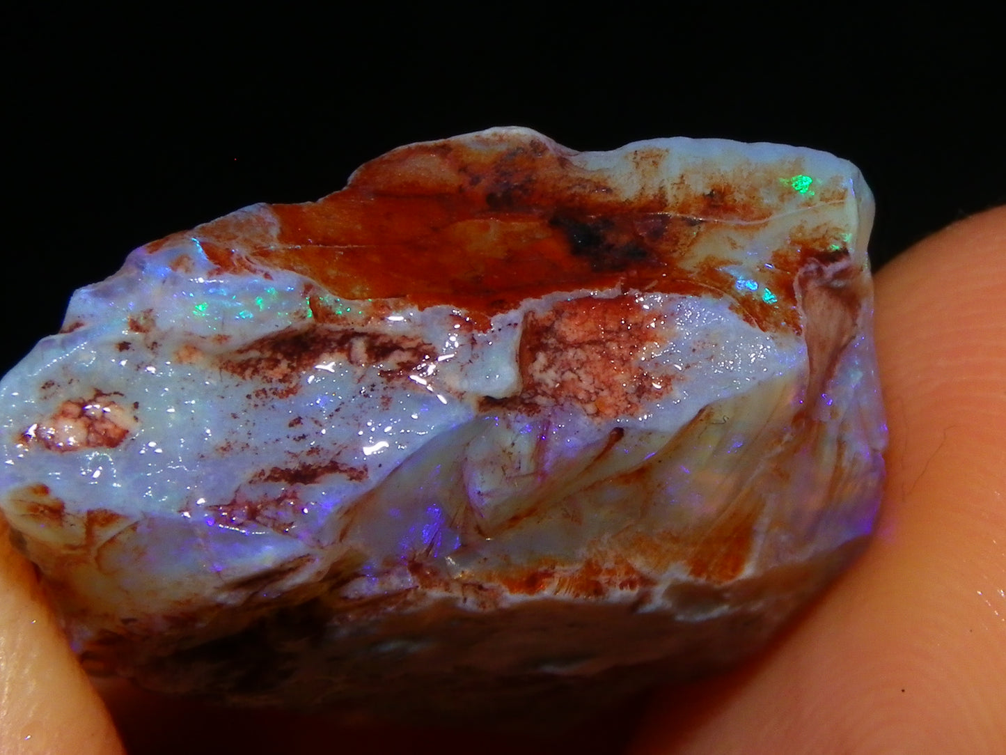 Nice Coober Pedy Crystal Opals Parcel 126.5cts Blue/Purple Fires Australia