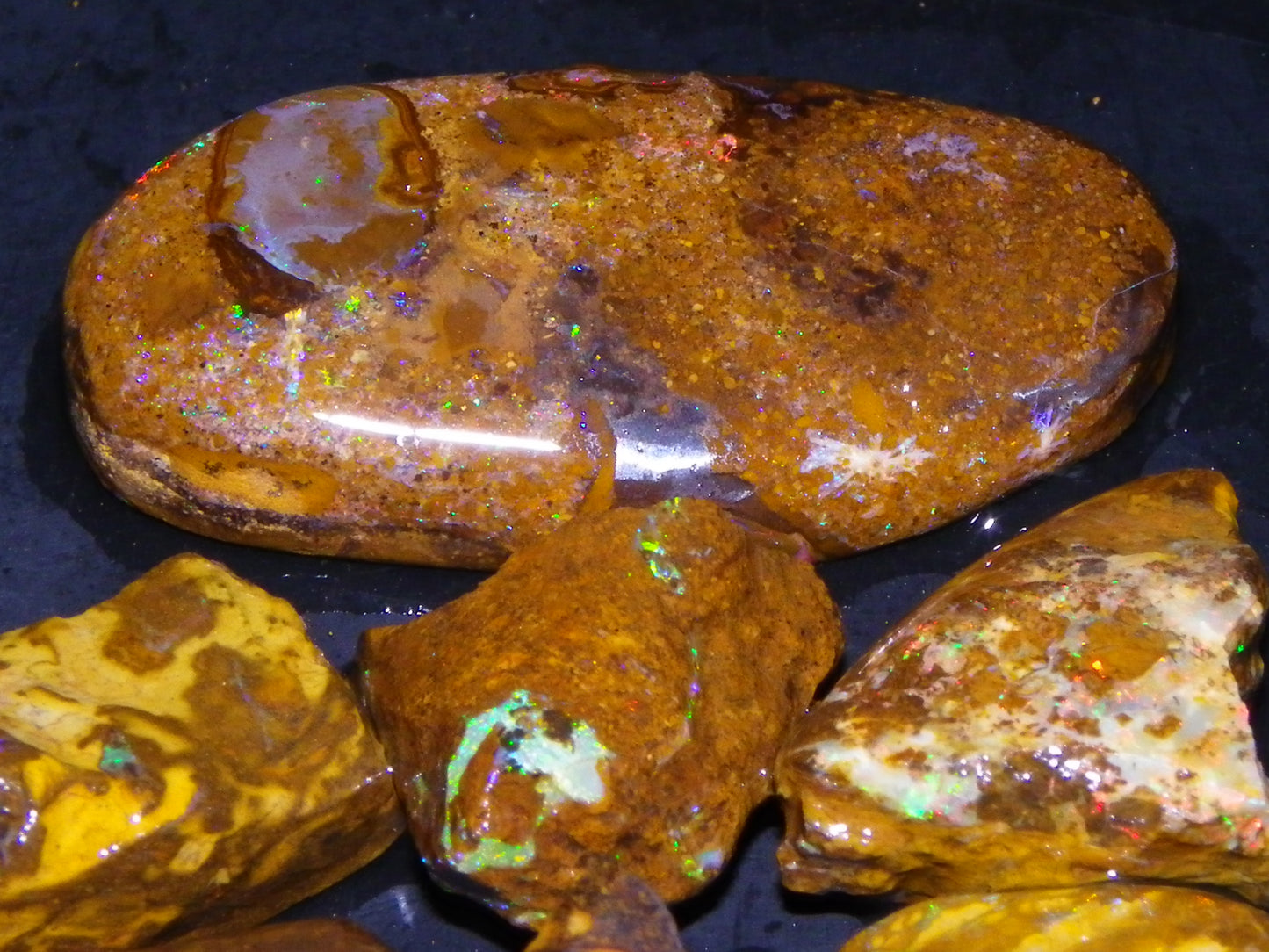 NIce Rubbed/Preformed/Rough Qld Opals 90cts Boulder/Matrix/Koroit Some Fires :)