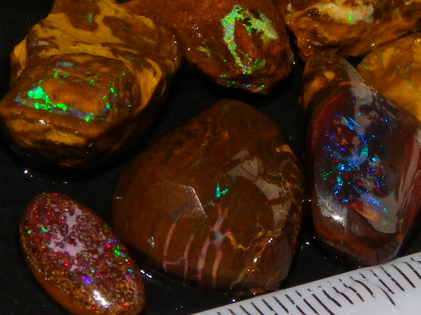 NIce Rubbed/Preformed/Rough Qld Opals 90cts Boulder/Matrix/Koroit Some Fires :)