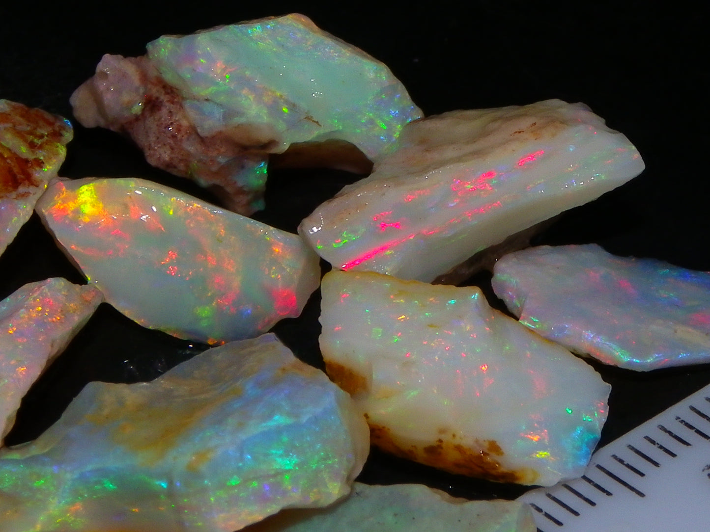 Nice Quality Coober Pedy Opal Rough Parcel 49.4cts Australia Multicolour Fires