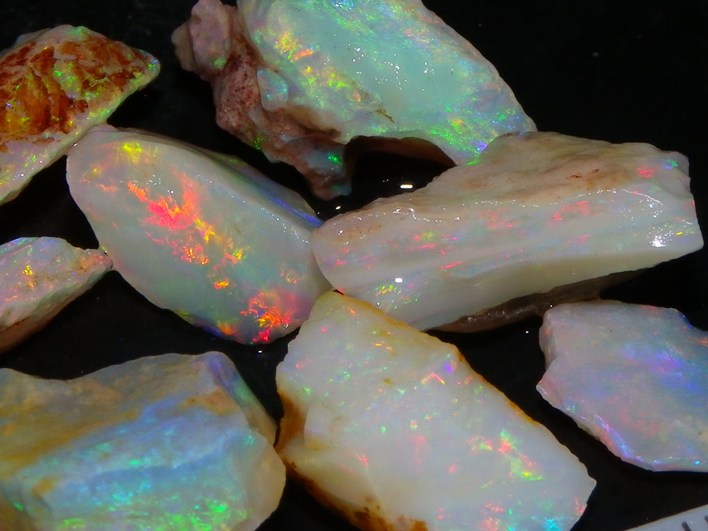 Nice Quality Coober Pedy Opal Rough Parcel 49.4cts Australia Multicolour Fires