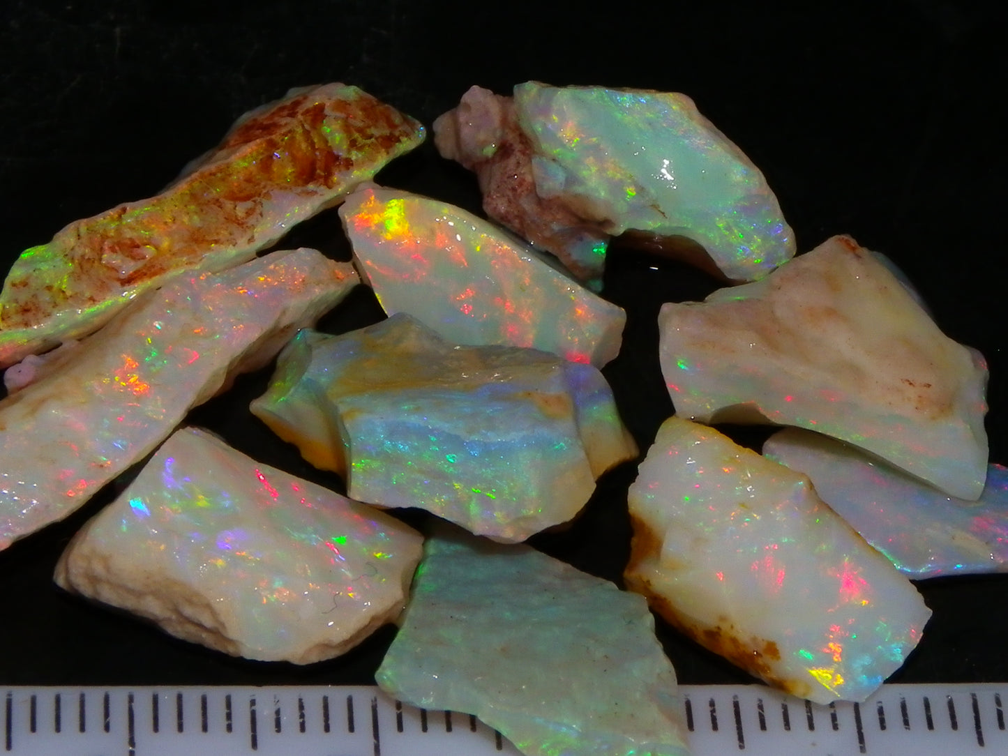 Nice Quality Coober Pedy Opal Rough Parcel 49.4cts Australia Multicolour Fires