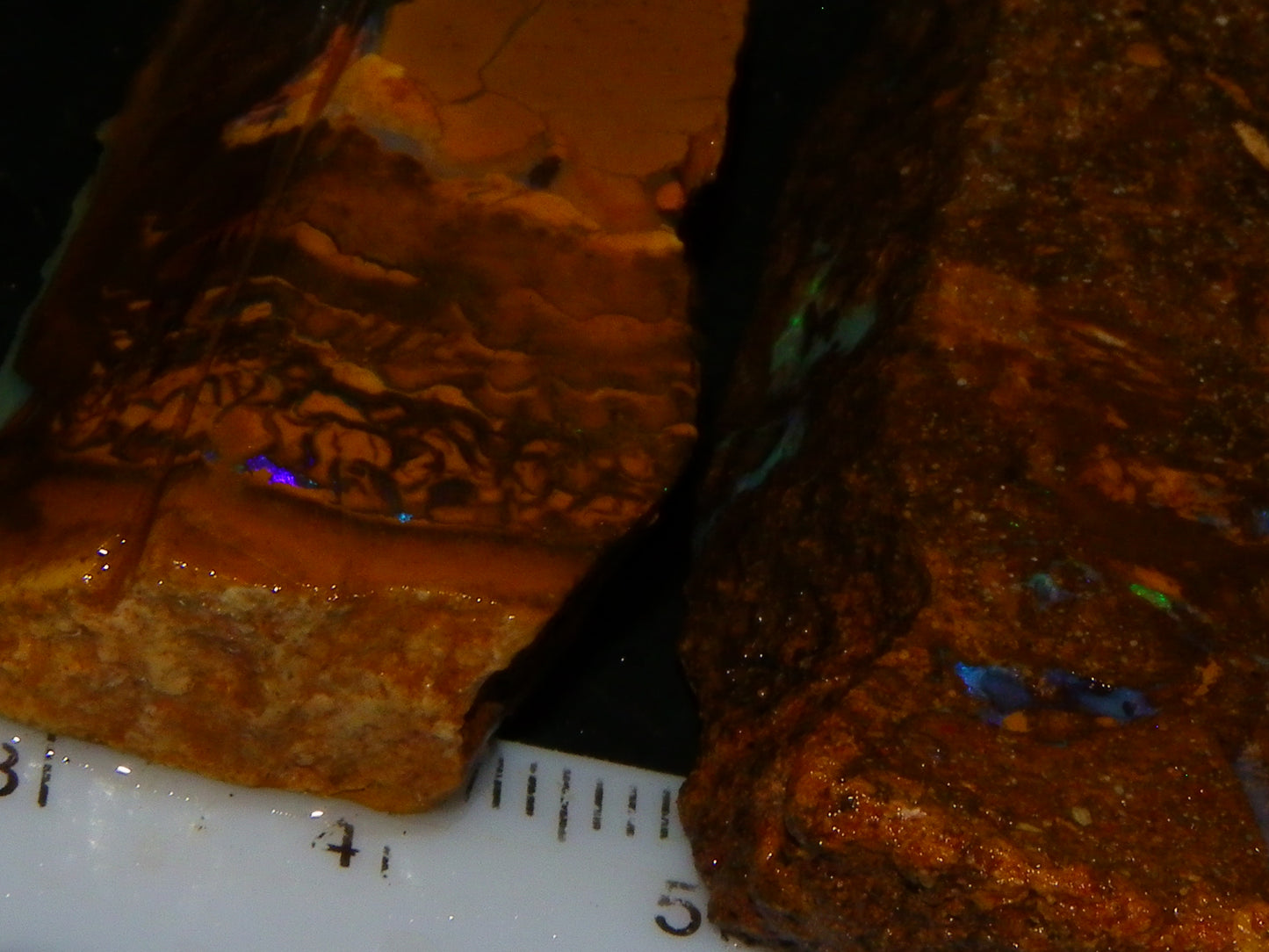 Larger Rough/Sliced Boulder Opal specimens 1327cts Queensland Australia :)