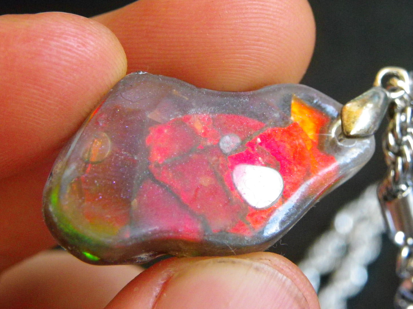 Nice Ammolite Double sided Pendant 24cts +Titanium rope Chain Red/Gold Colours Canada