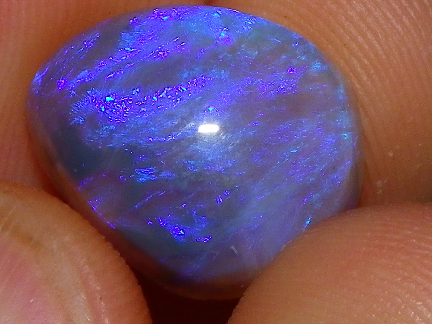 Nice Lightning Ridge Crystal Opal Cab 9.09cts Blue/Purple Fires Australia