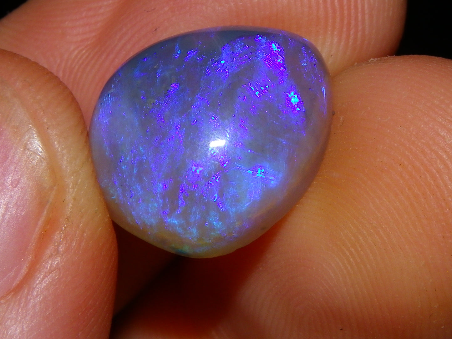 Nice Lightning Ridge Crystal Opal Cab 9.09cts Blue/Purple Fires Australia