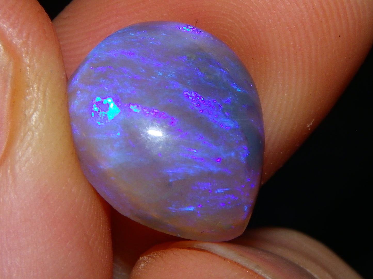 Nice Lightning Ridge Crystal Opal Cab 9.09cts Blue/Purple Fires Australia