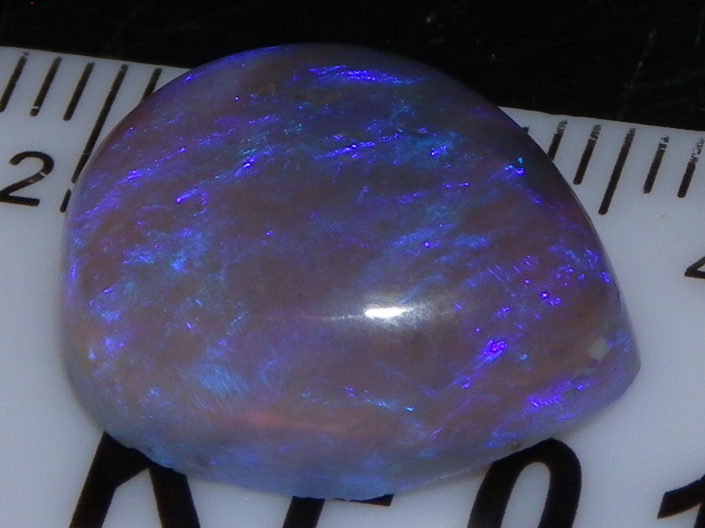 Nice Lightning Ridge Crystal Opal Cab 9.09cts Blue/Purple Fires Australia