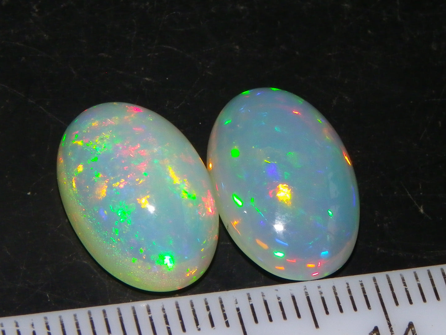 2 Nice Quality Welo Crystal Opal Cabs 8.66cts Ethiopia Multicolour Fires Red/Greens