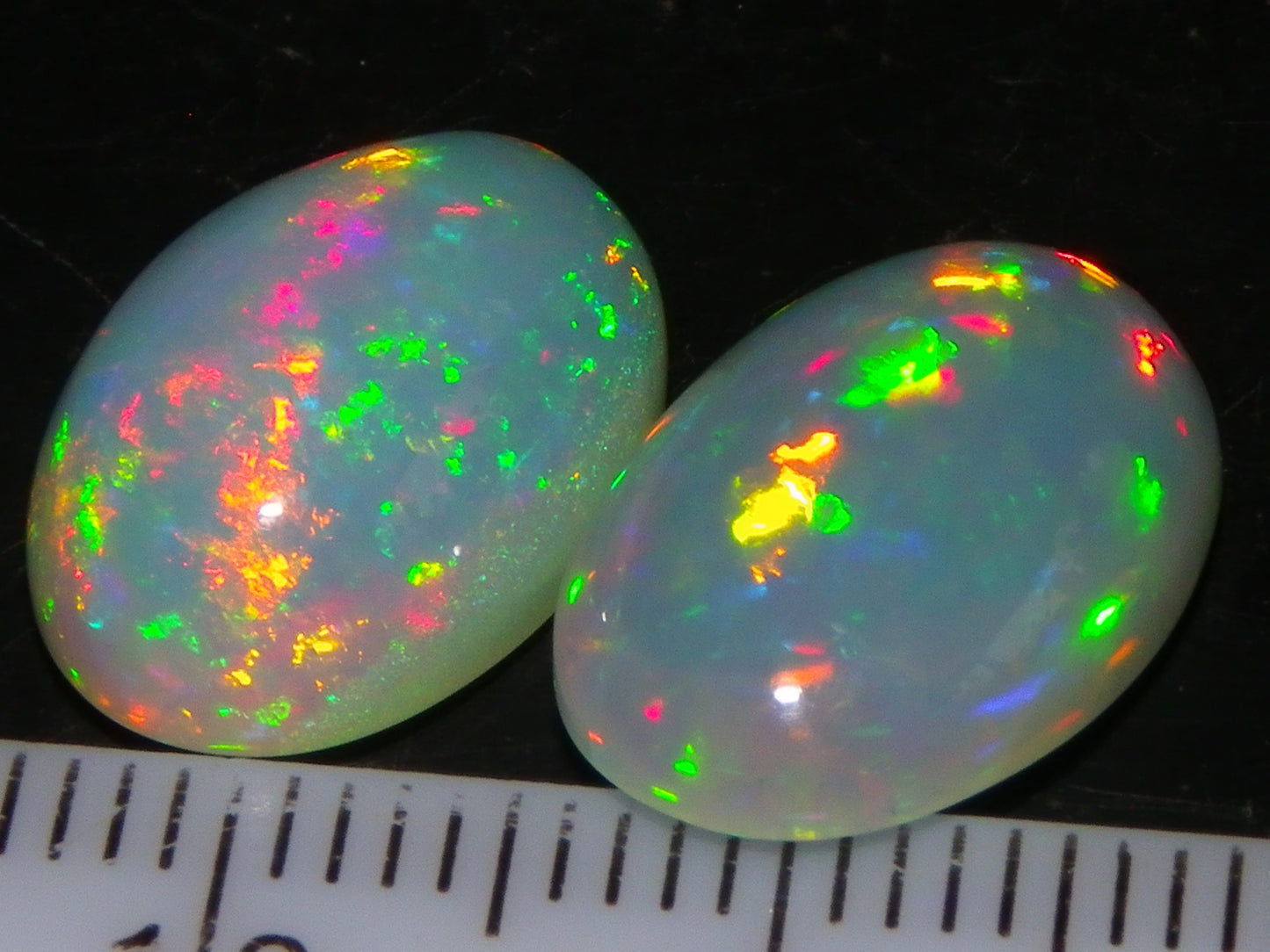 2 Nice Quality Welo Crystal Opal Cabs 8.66cts Ethiopia Multicolour Fires Red/Greens