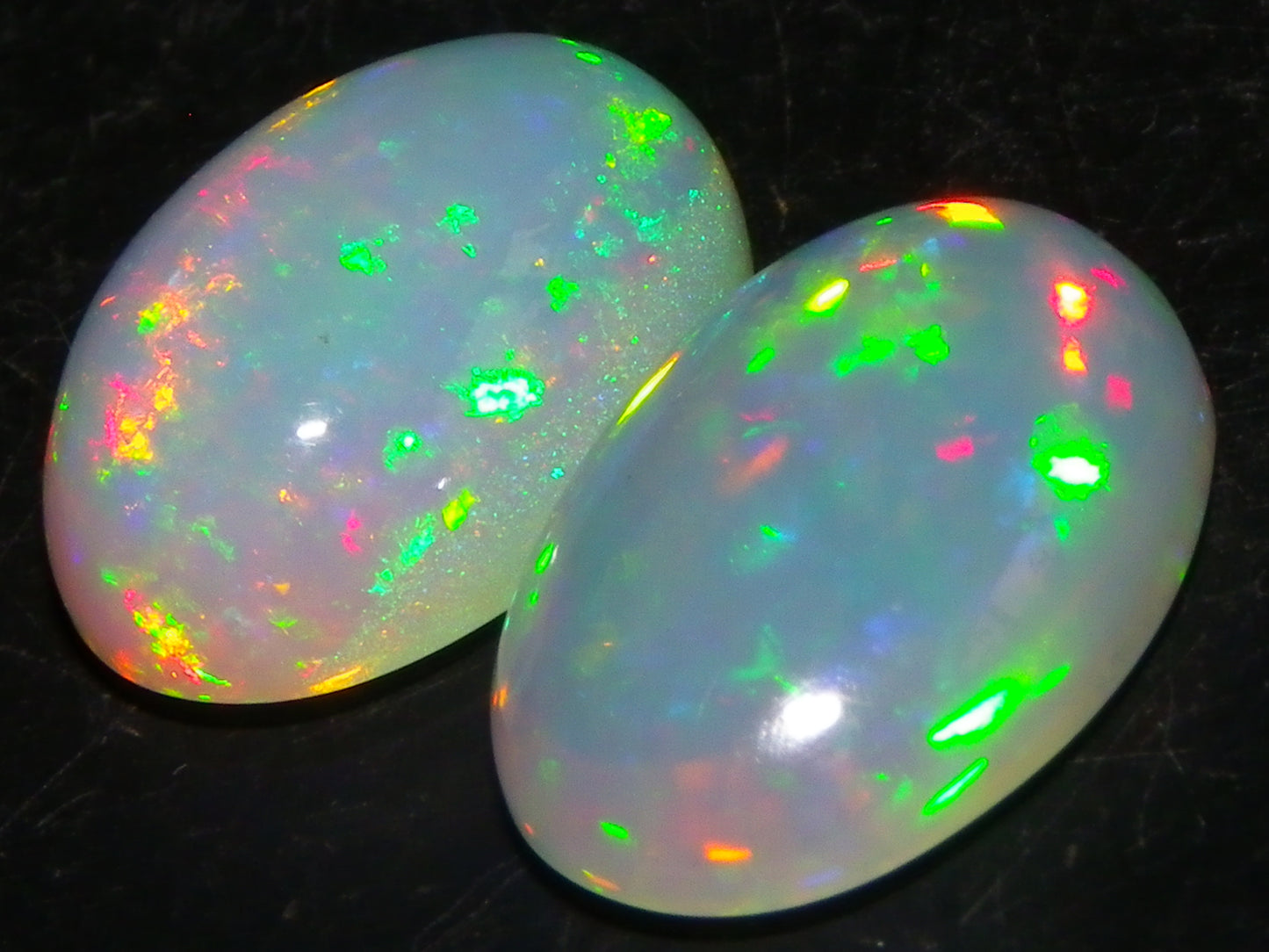 2 Nice Quality Welo Crystal Opal Cabs 8.66cts Ethiopia Multicolour Fires Red/Greens