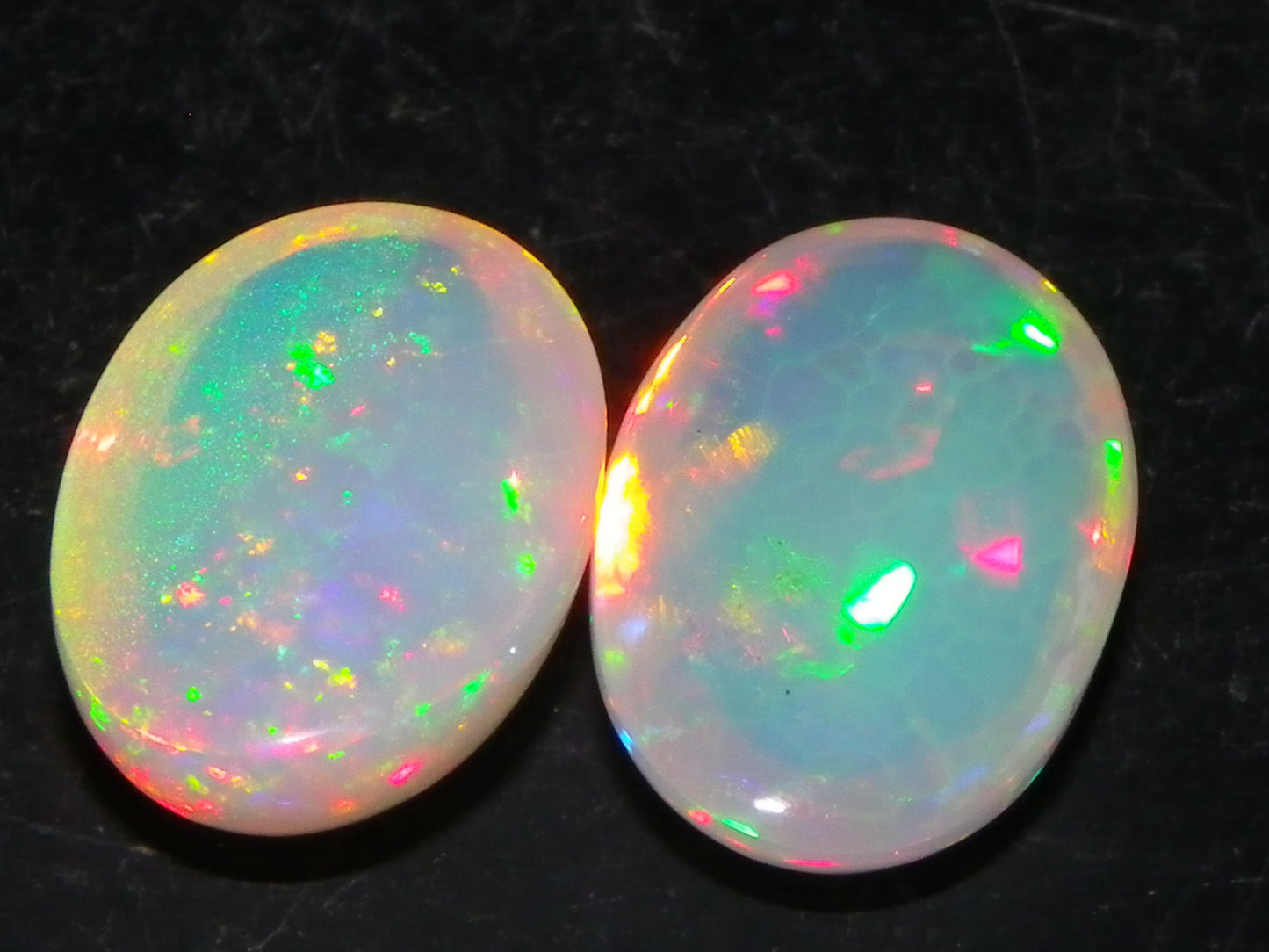 2 Nice Quality Welo Crystal Opal Cabs 8.66cts Ethiopia Multicolour Fires Red/Greens