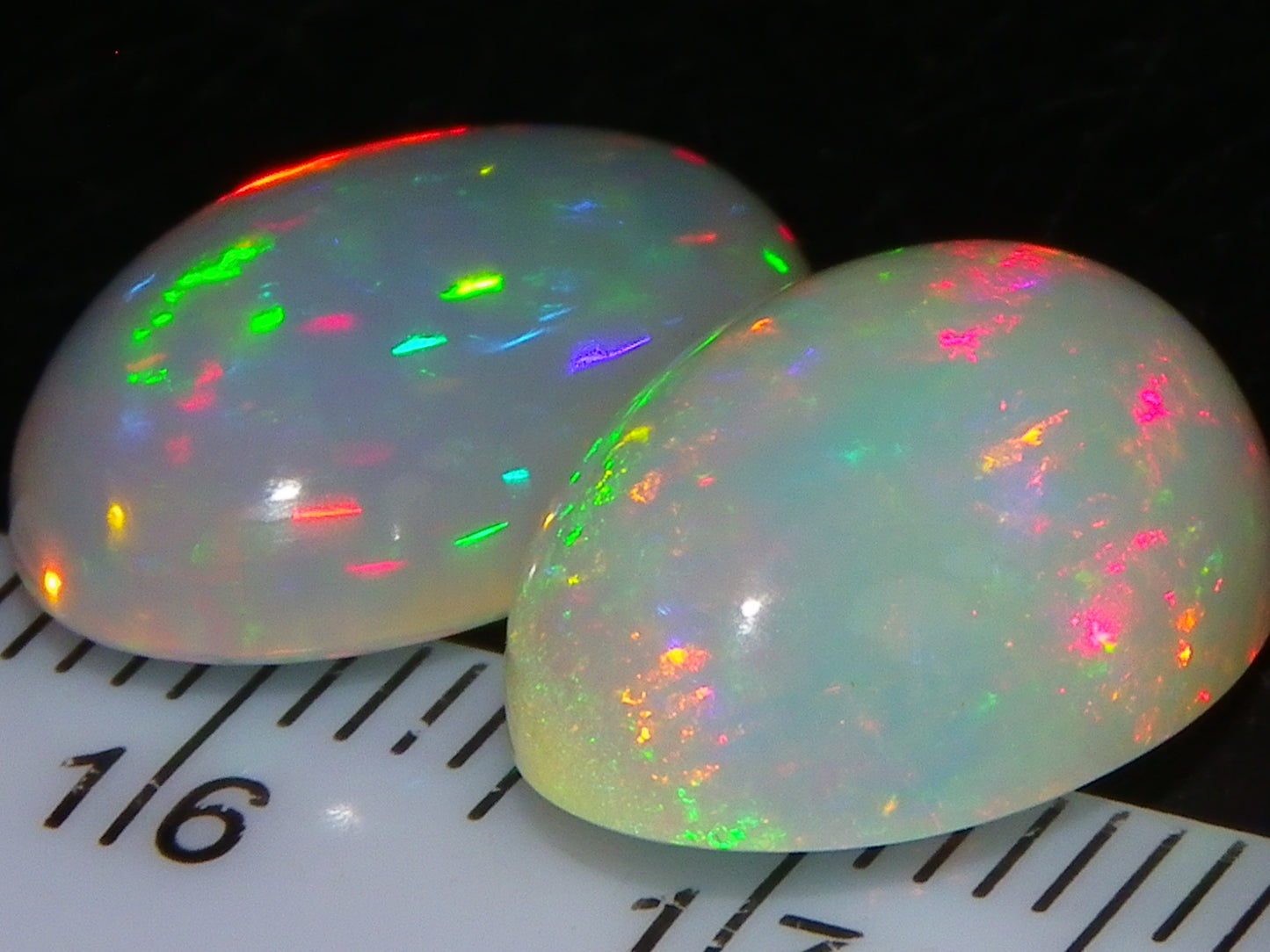 2 Nice Quality Welo Crystal Opal Cabs 8.66cts Ethiopia Multicolour Fires Red/Greens