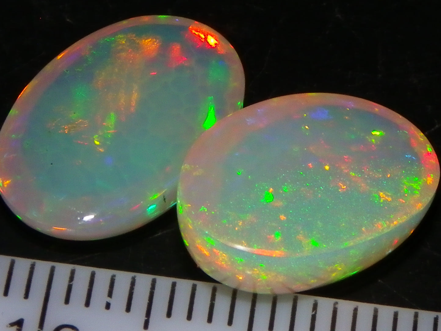 2 Nice Quality Welo Crystal Opal Cabs 8.66cts Ethiopia Multicolour Fires Red/Greens