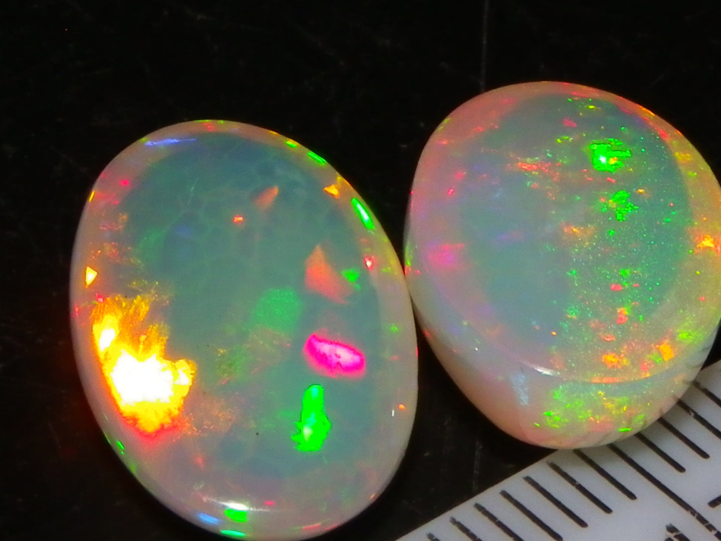 2 Nice Quality Welo Crystal Opal Cabs 8.66cts Ethiopia Multicolour Fires Red/Greens