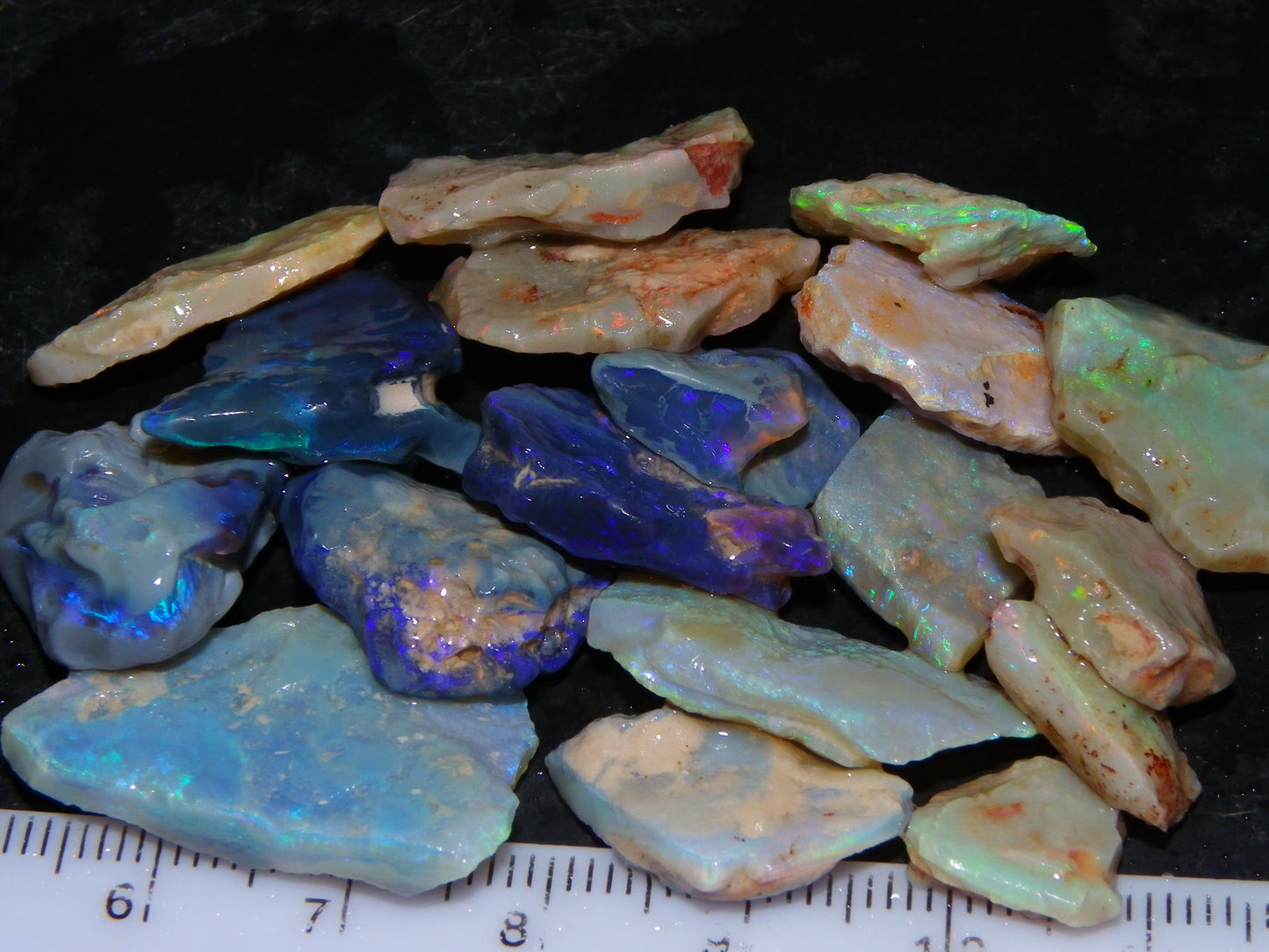 Nice Rough Lightning Ridge Seam Opal Parcel 112cts Crystal/Black Base Blue/Greens Australia