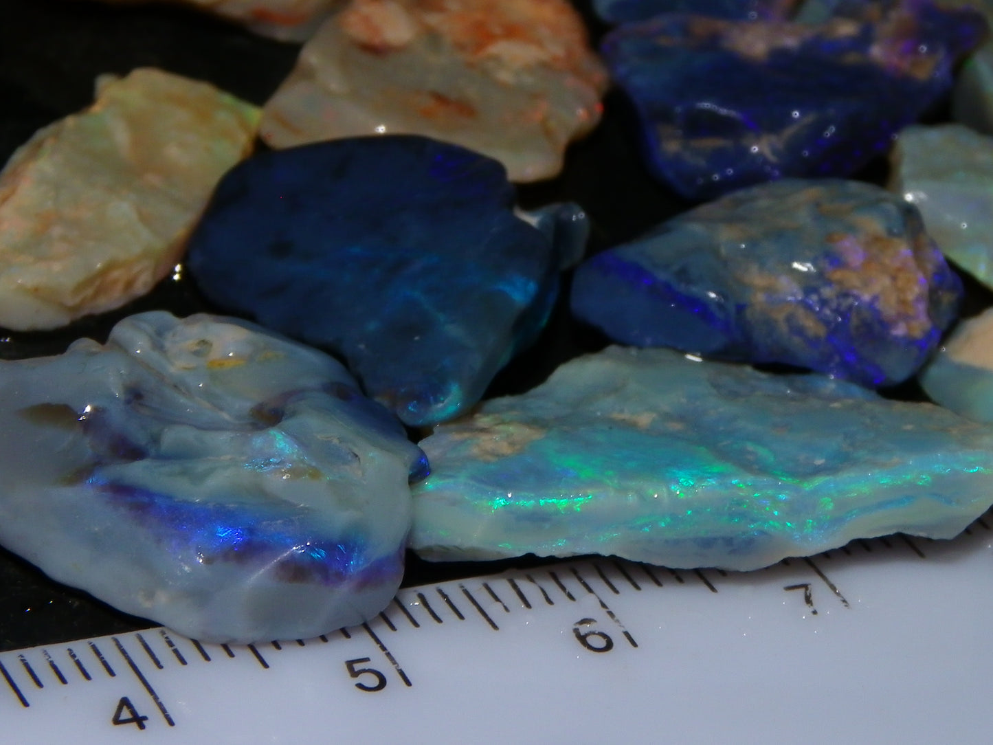 Nice Rough Lightning Ridge Seam Opal Parcel 112cts Crystal/Black Base Blue/Greens Australia