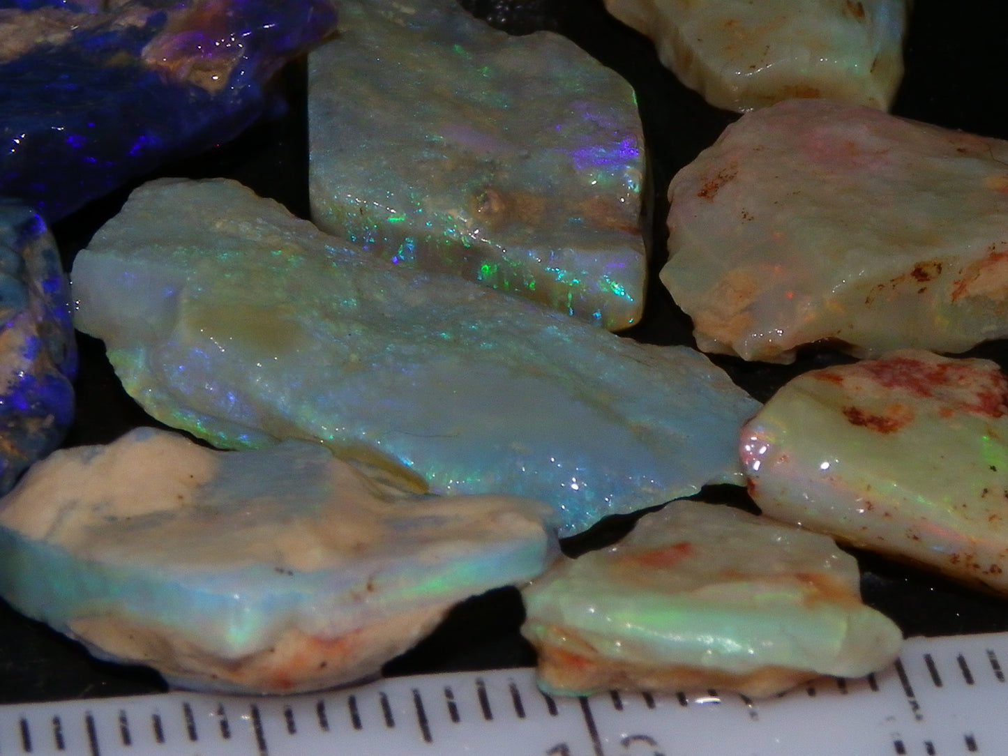 Nice Rough Lightning Ridge Seam Opal Parcel 112cts Crystal/Black Base Blue/Greens Australia