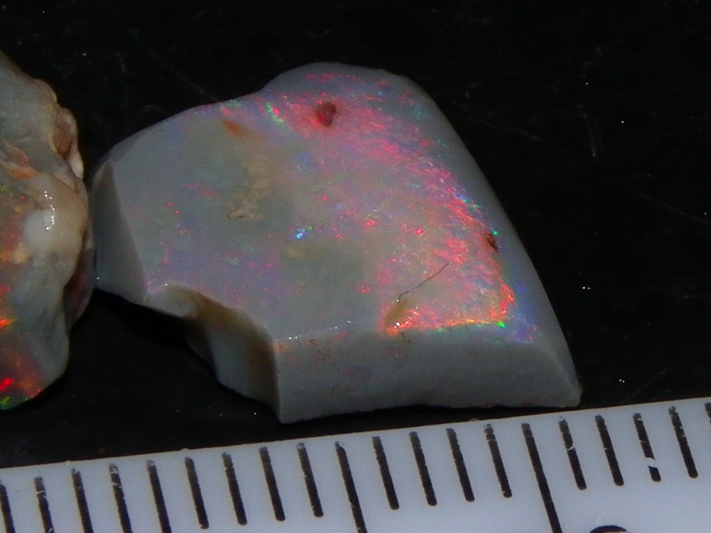 Nice Dark/Black Opal Rough/Rubs 13.7cts Lightning Ridge Australia Pinks/Reds :)