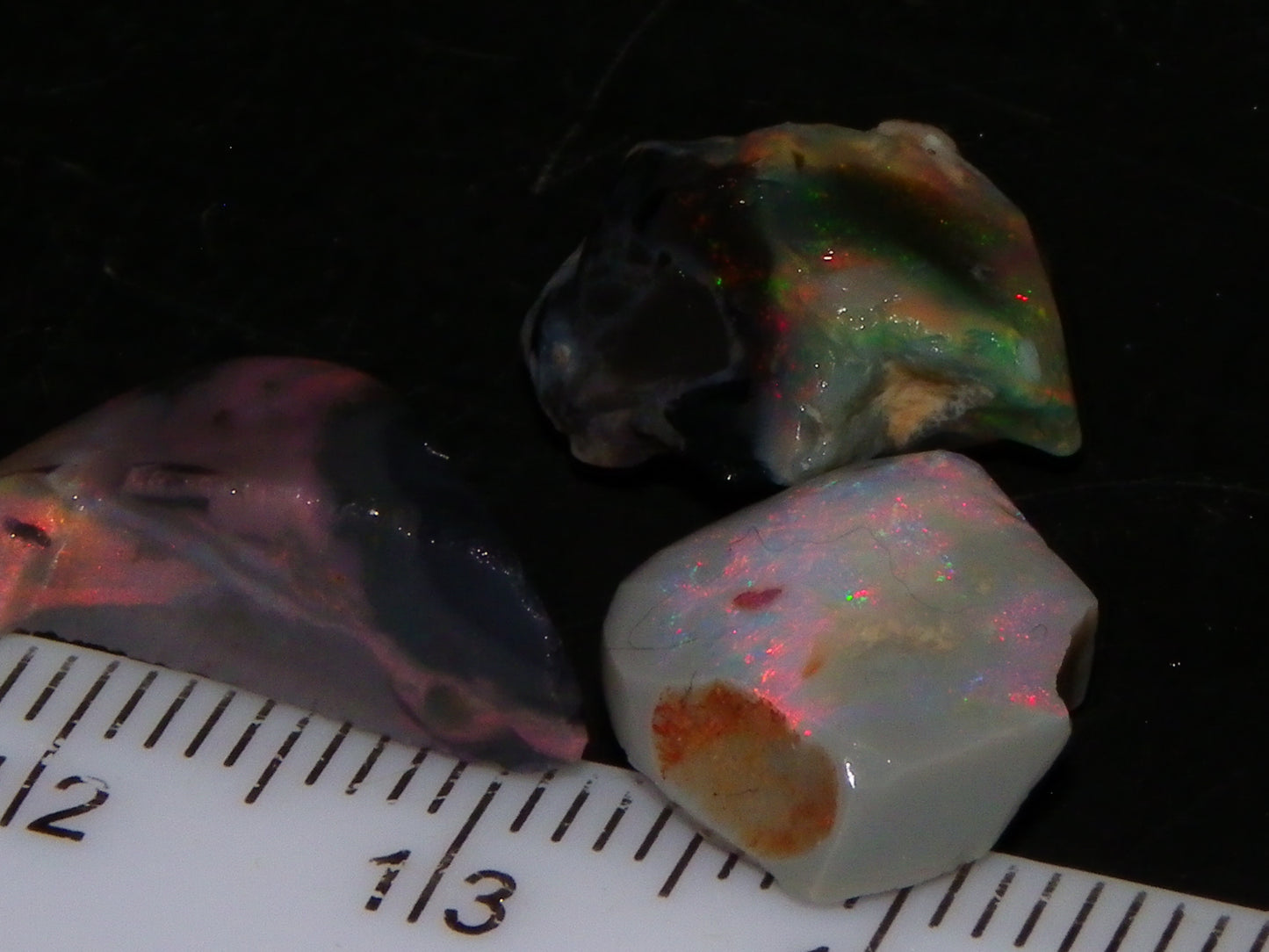 Nice Dark/Black Opal Rough/Rubs 13.7cts Lightning Ridge Australia Pinks/Reds :)