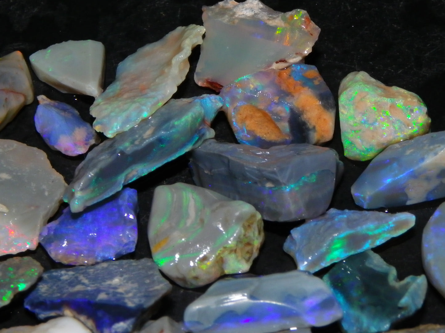 Nice Rough Lightning Ridge Opal Parcel 72.5cts Seam/Mixed Base Fires Australia