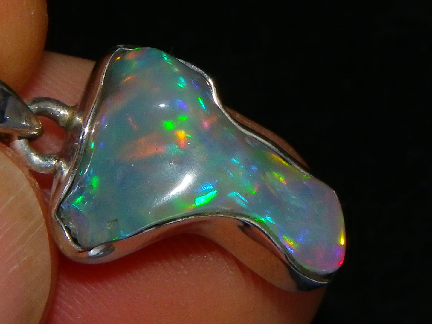 2 Nice Welo + 925 Silver Pendants 20cts Multicolours 1 Faceted/Cab :)
