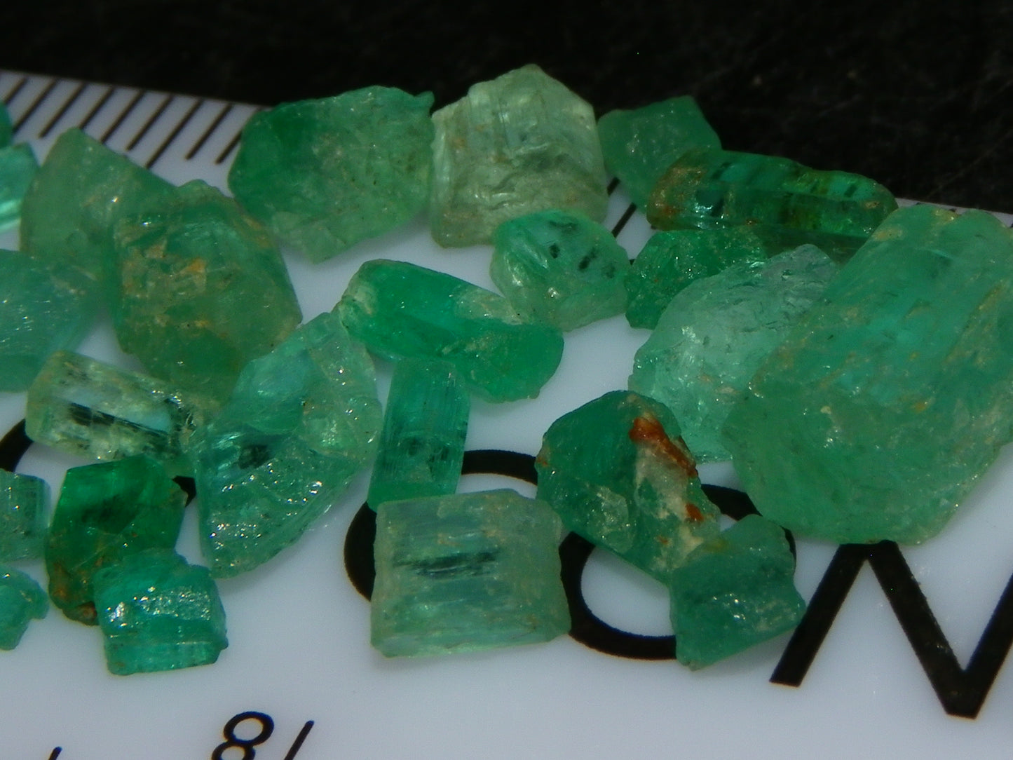Nice Parcel Rough emerald Crystals 16.05cts Panjshir Valley Afghanistan