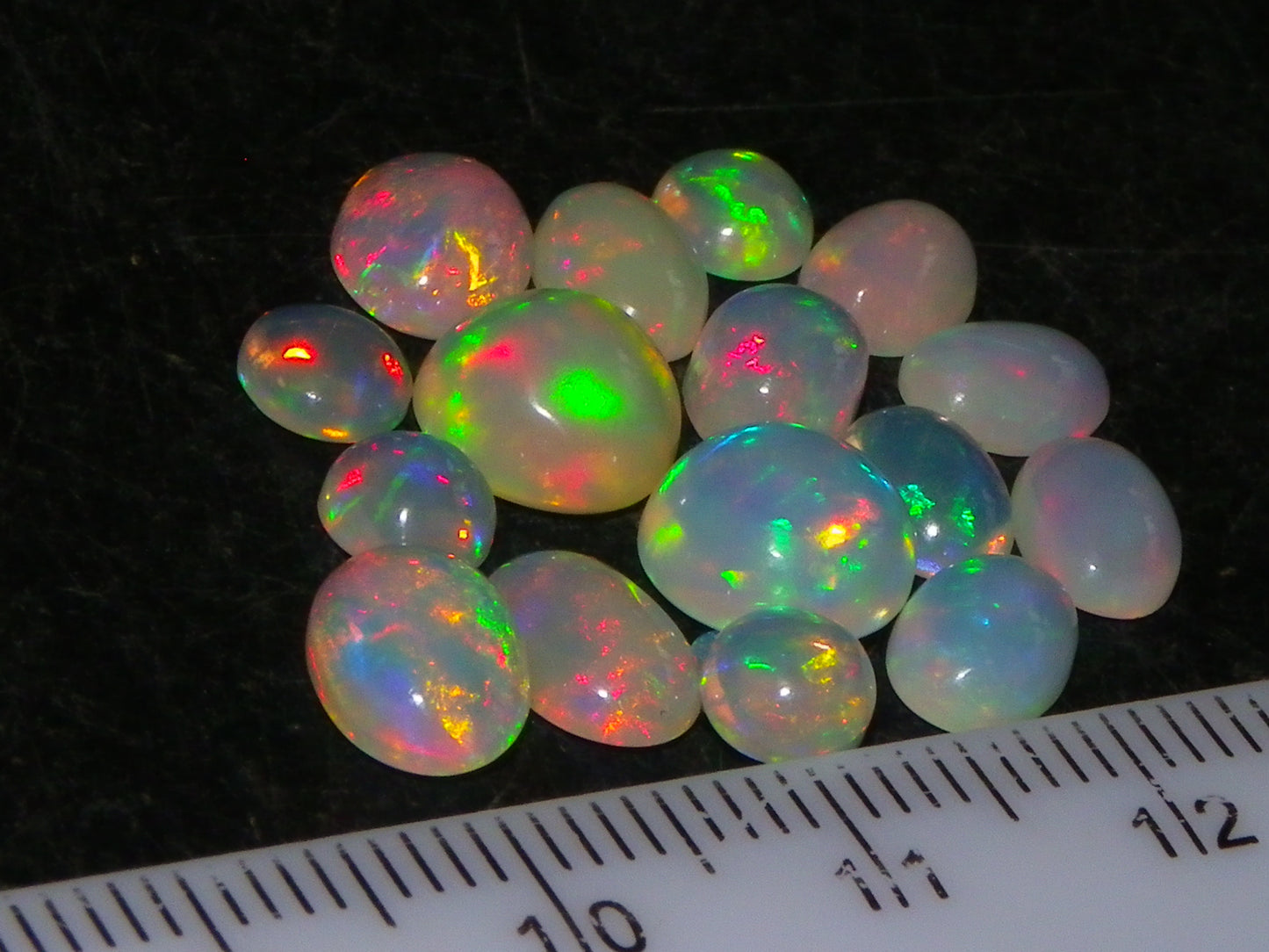 Nice Cut/Polished Welo Crystal Opals 10.30cts Ethiopia 17x stones Multicolours